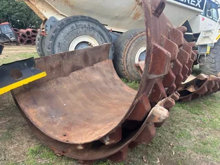 Padfoot Roller Compactor Shell Kit