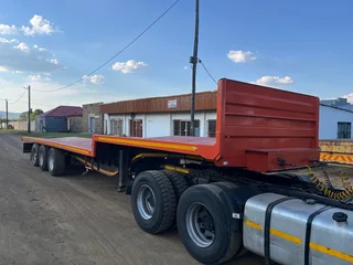 2010 Afrit Stepdeck Flatdeck Trailer