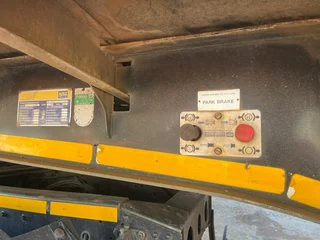 2010 Afrit Stepdeck Flatdeck Trailer