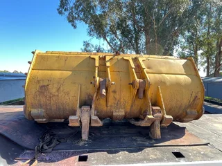 Caterpillar 988 FEL Bucket