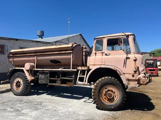 Bedford 4×4 Water Truck
