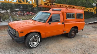 1980 Toyota RN30 Hilux Bakkie With Canopy