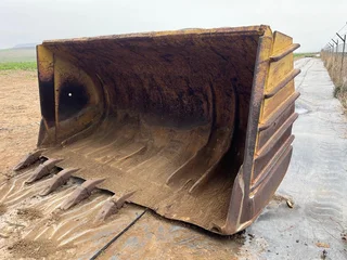 Caterpillar 988 FEL Bucket