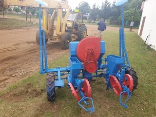 Monosem 2 Row Vacuum Planter