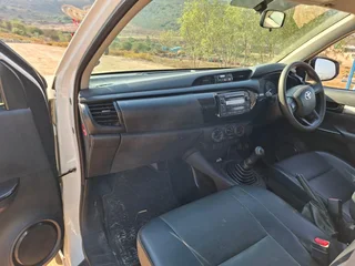 2022 Toyota Hilux 2.0 VVTi Bakkie