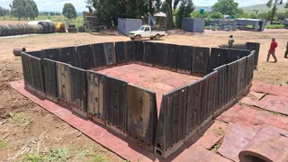 Plastic A-Frame Trailer Divider H 1520mm x W 820mm