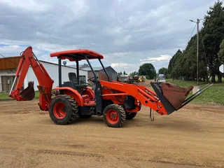 Kubota L39 TLB
