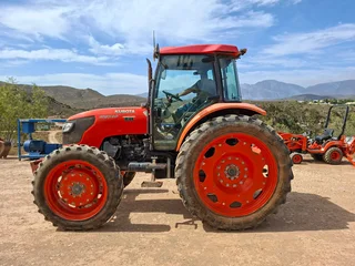 2018 Kubota M9540 Hoogloop Trekker