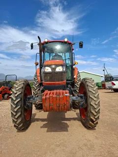 2018 Kubota M9540 Hoogloop Trekker