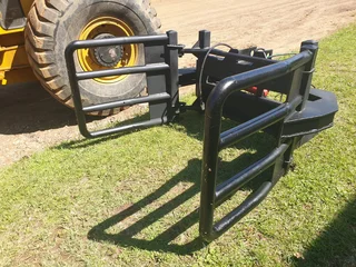 Rovic Type Round Bale Grab