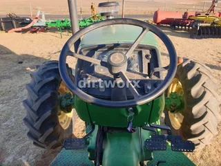 2007 John Deere 5415 MFWD Tractor