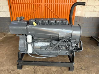 Deutz F6L912 Engine