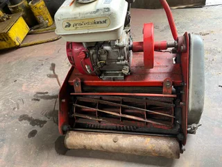 Professional Cylinder Lawnmower 17&#34;