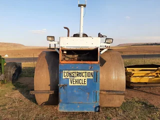 Smooth Drum Roller 15 Ton