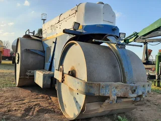 Smooth Drum Roller 15 Ton