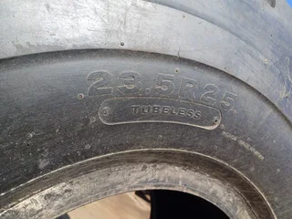 Industrial Tyre With Rim 23.5-25