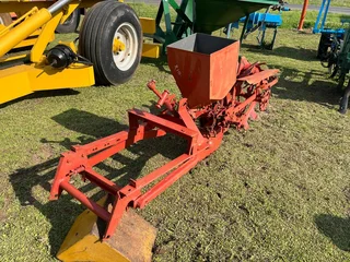 Massey Ferguson One Row Planter