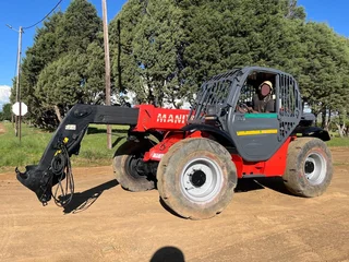 2012 Manitou MT X 742 Telehandler