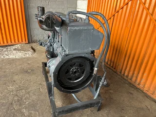 Deutz F4L912 Engine