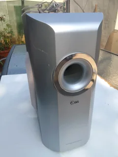 LG Extreme bass sound speaker for sale.