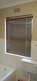 BLINDS - Ad posted by Marion Krige