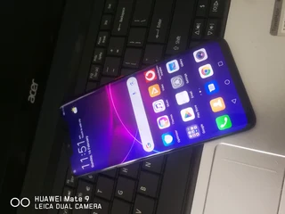 BRAND NEW HUAWEI MATE 20 PRO ORIGINAL