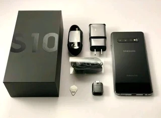 BRAND NEW SAMSUNG S10 128GB IN THE BOX