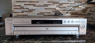 STUNNING SONY 5 DISC CD/DVD PLAYER