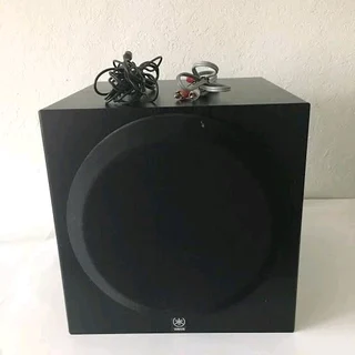 YAMAHA ACTIVE SUBWOOFER - IMMACULATE