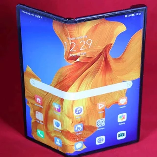 BEAUTIFUL HUAWEI MATE XS2 512GB FOLD