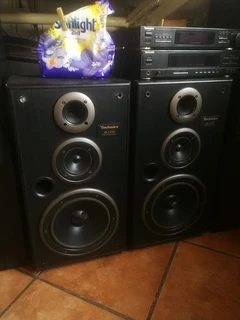 TECHNICS STACK SYSTEM WITH SPEAKERS