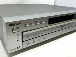 STUNNING SONY 5 DISC CD/DVD PLAYER