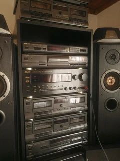 Powerful Teac Av Reciever Amplifier