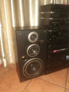 STUNNING TECHNICS SOUND SYSTEM