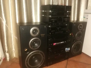 STUNNING TECHNICS SOUND SYSTEM