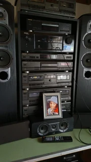 SLICKTRONIX - HOME AUDIO VIDEO