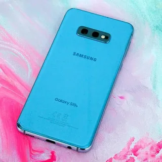 Samsungs S10 / S10 Plus / S10e  Wanted