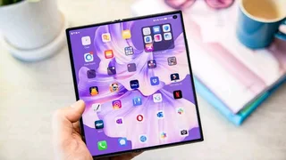 ORIGINAL SMART PHONES IN STOCK