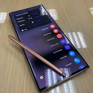 AWESOME ANDROIDS AND IPHONES