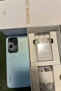 HUAWEI AND HONOR SMARTPHONES