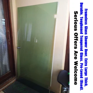 Frameless Glass Shower Door. Extra Large Thick, Durable, Toughened Tempered Glass. Pre-Loved (Used).