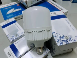 Limited Clearance Sale on LED Light Bulbs 30W E27 Lamps AC85~265V in Warm White. Brand New Products.