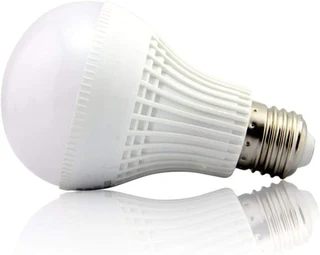 12Volts LED Light Bulbs. 3W LED 12V Light Bulbs B22 and E27. These Are Brand New 12Volts Products.