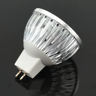 LED Light Bulbs: MR16 5W 12Volts Cool White Downlights, Spotlights. Aluminium Heat Sink. Brand New.