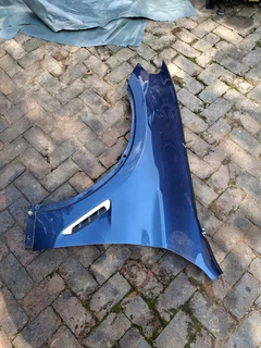 Bmw G01 X3 2.0d Face-lift Left Fender. Small Damage