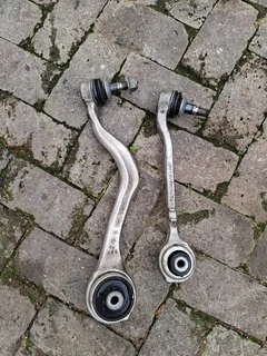 Bmw x3 g01 2022 2.0d left control arms in good condition