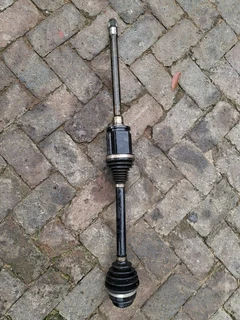 Bmw x3 g01 2022 2.0d right front Drive shaft complete in good condition