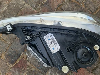 BMW 2018 F30 LED RIGHT FRONT HEADLAMP COMPLETE WITH MODULES