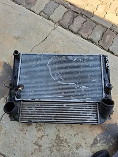 BMW 2009 335I N54 RADIATOR PACK