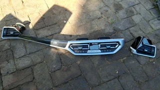 Bmw G82 M4 center auxiliary vent